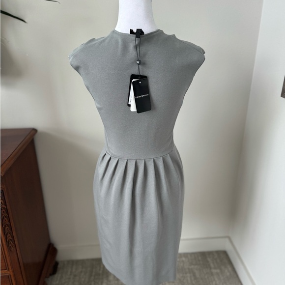 Emporio Armani Gray Cap Sleeve V-Neck Dress IT 38 US 2 Small pleated stretch new - Picture 10 of 16